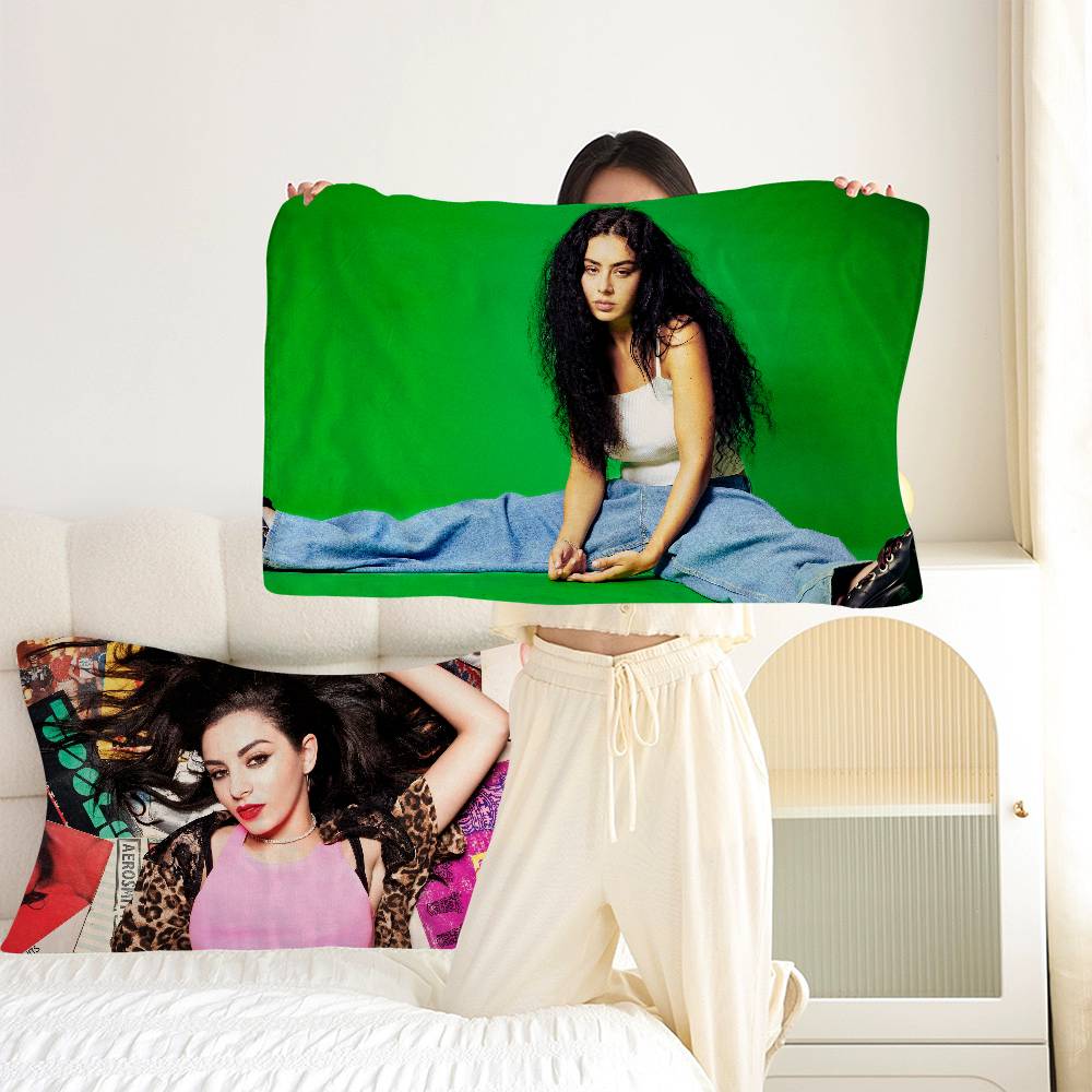 Home Textiles Premium - Ręcznik do poduszki Singer C-Charli X-XCX