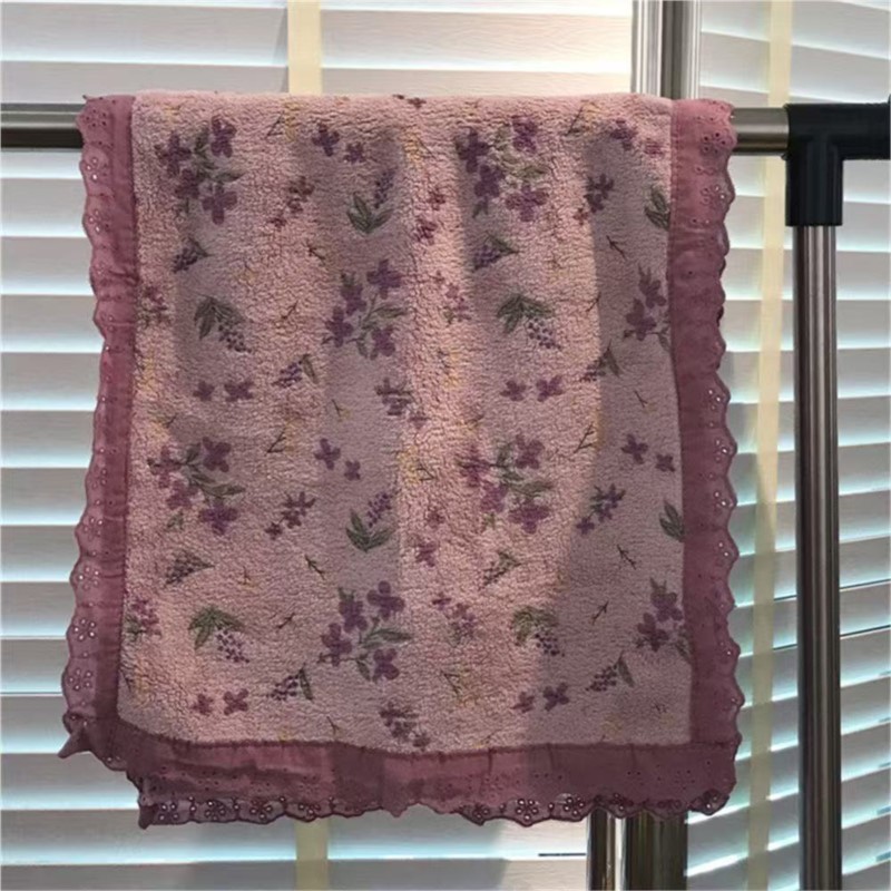 Ręcznik dla par z koronką w kw – Home Textiles Face Towel recenzja i cena